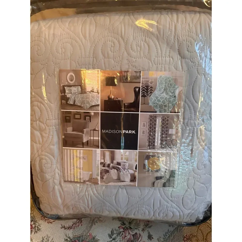 Madison Park Mansfield Oversized Antimicrobial Treated 3pc Bedspread Set
